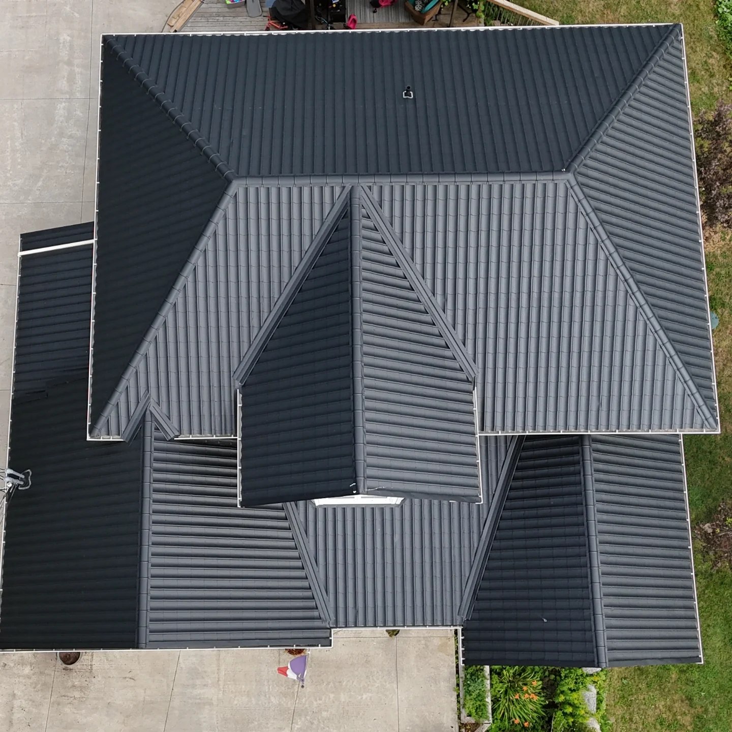 WB Construction metal roof project