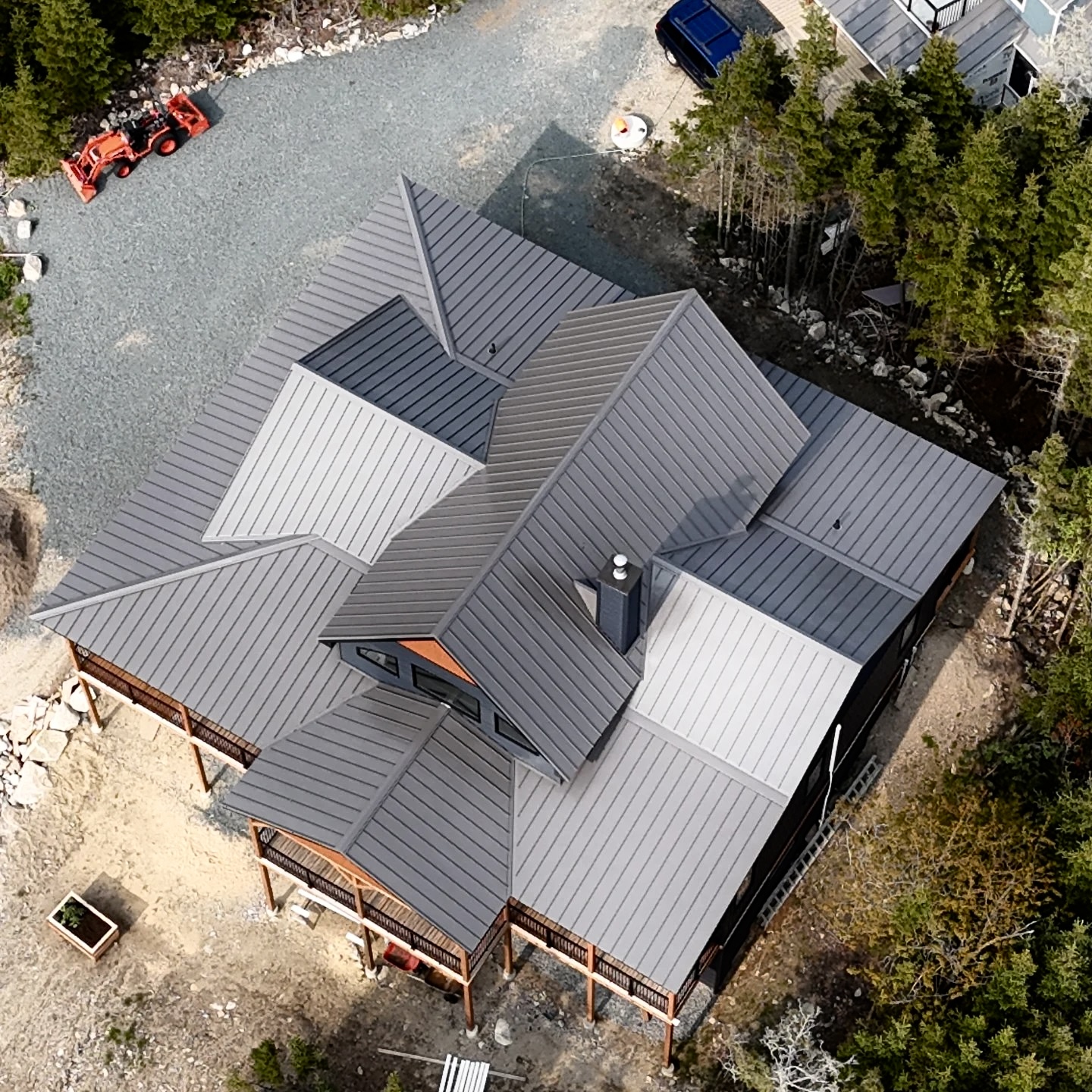 WB Construction metal roof project